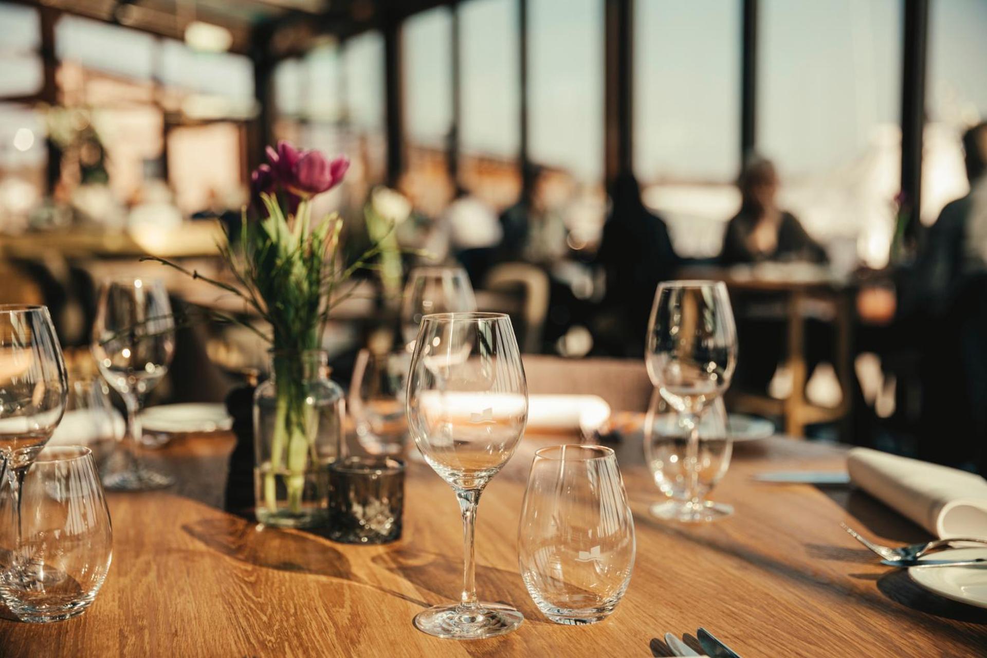 Slottsholmen Hotell Och Restaurang Västervik Zewnętrze zdjęcie